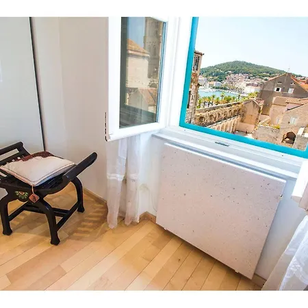Charming Spliten Style Apartment